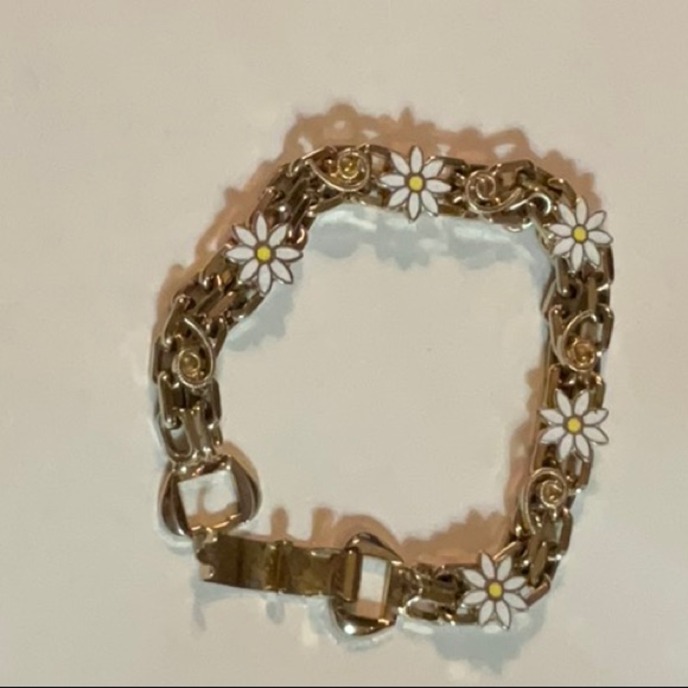 Estate Find Gold Toned Metal Enamel Daisy Bracelet Vintage Unsigned Well Made - Picture 8 of 16